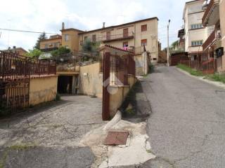 Appartamento in vendita a castelnuovo di farfa piazza vittorio emanuele iii