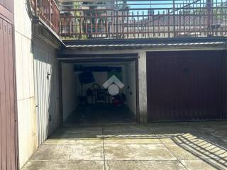 Garage in vendita a bresso via carlo patellani, 29