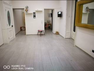 Ufficio in in affitto da privato a napoli via toledo, 329