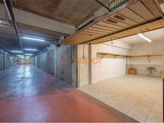 Garage in vendita a perugia via romeo gallenga