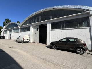 Capannone in affitto a pesaro via divisione acqui