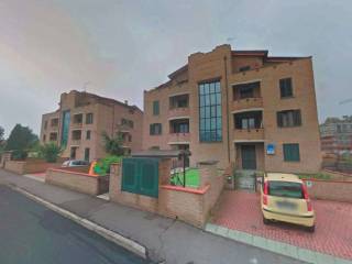 Garage in vendita a ostiglia via collodi, 1