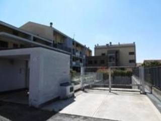 Garage in vendita a ornago via dott. fausto scaccabarozzi, 6