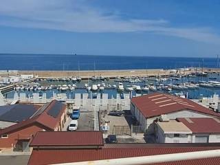 Appartamento in in vendita da privato a crotone via renato geremicca, 24