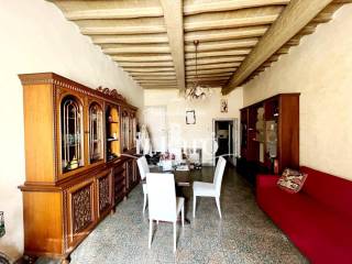 Casa indipendente in vendita a campi bisenzio v.le primaldo paolieri,, 50013