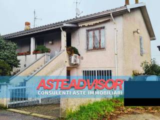 Villa a schiera all'asta a gambolò via molino, 71
