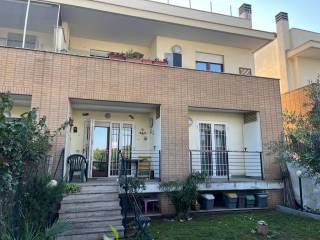 Appartamento in vendita ad anzio viale del colle di santa teresa