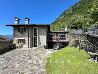 Villa in vendita a dubino via monastero