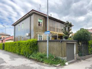 Appartamento in vendita a bollate via tagliamento