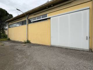 Capannone in affitto a firenze via di sant'ilario a colombaia