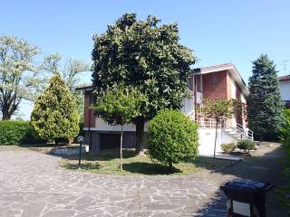 Villa in vendita a pontenure via isacco del val