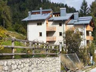 Intero stabile all'asta a pieve di cadore via carlo malatesta da rimini