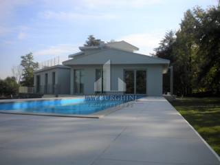 Villa in vendita a ferrara via comacchio