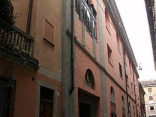 Intero stabile all'asta a cremona via battisti, 3