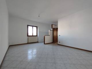 Appartamento in vendita a quarrata via statale, 697