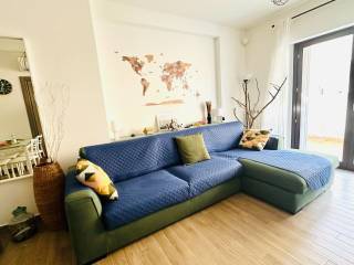 Appartamento in affitto a roma via guido ascoli