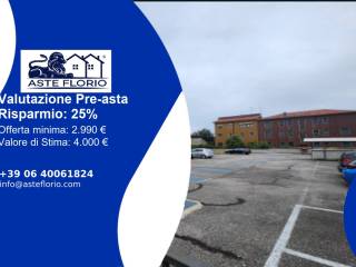 Posto auto in vendita a muggiò via massimo d'azeglio