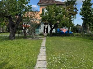 Casa indipendente in in vendita da privato a nizza monferrato via mario tacca, 49