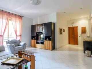Appartamento in in affitto da privato a napoli via diocleziano, 356