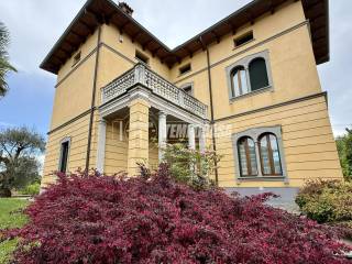 Villa in vendita a calco via vittorio veneto 9