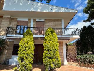 Villa bifamiliare in in affitto da privato a terracina strada provinciale badino vecchia