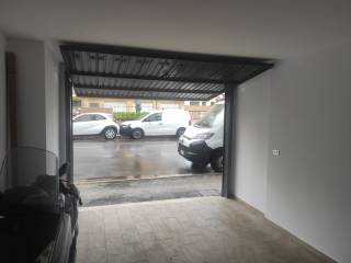 Garage in vendita a pescara via silvio spaventa
