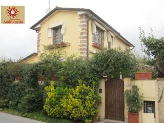 Villa bifamiliare in vendita a forte dei marmi via dell'acqua, 142