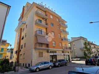 Appartamento in vendita a san benedetto del tronto via paolo mantegazza, 5