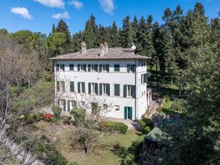 Villa in vendita a foligno località carpello