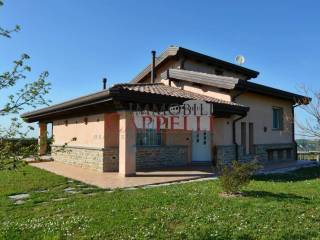 Villa in vendita a meldola strada bagnolo, 31