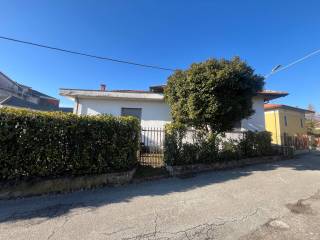 Villa in vendita a biella 