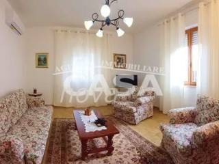 Casa indipendente in vendita a santa maria a monte via s. michele,