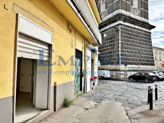 Negozio in affitto ad aversa via francesco orabona, 5