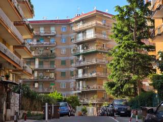 Appartamento in affitto a napoli via francesco netti