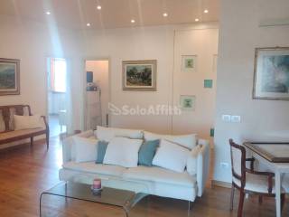 Appartamento in affitto a calenzano 