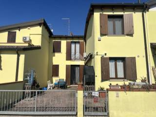 Villa a schiera in vendita a vigarano mainarda via cento, 388