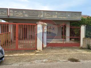 Villa in vendita a siracusa via della perciaiola