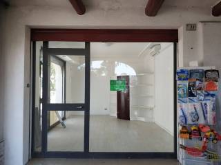 Negozio in in affitto da privato a misano adriatico via lungo darsena, 31