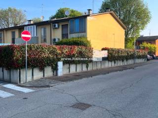 Villa a schiera in vendita a borgo virgilio via costa