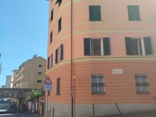 Appartamento in affitto a genova viale giorgio modugno, 14