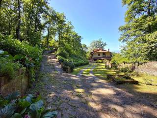 Villa in vendita ad arezzo località santa flora torrita