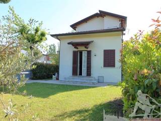 Villa in affitto a forte dei marmi 