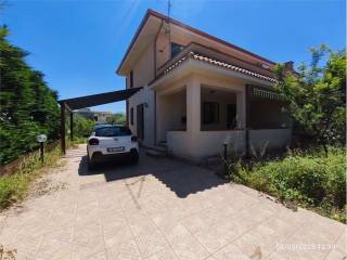 Villa in affitto a carini 90044, 131