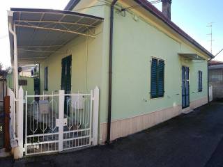 Casa indipendente in in vendita da privato a giulianova via cosenza, 6