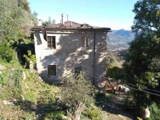 Appartamento all'asta a camogli via trea , 1b