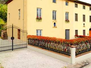Casa indipendente in vendita a lucca 