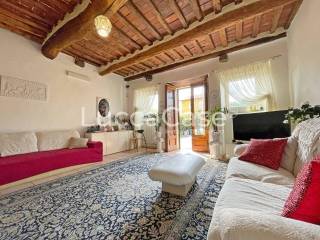 Casa indipendente in vendita a capannori via dei ceccotti,, 35