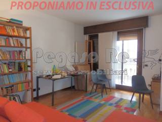 Appartamento in vendita a monza via umberto biancamano, 12