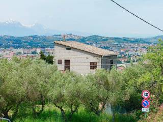 Rustico in in vendita da privato a pescara strada colle falcone, 50