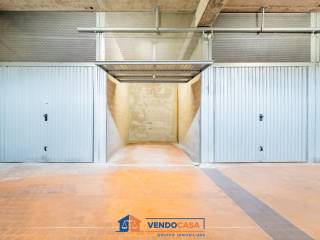 Garage in vendita a cuneo via beppe fenoglio, 8